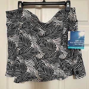 **NWT** Coolibar Swim Skirt with Design